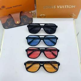 Picture of Louis Vuitton Sunglasses _SKUfw76771343fw